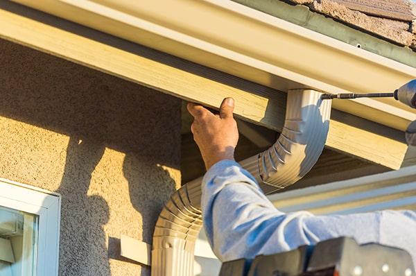 we offer seamless, aluminum, vinyl, and copper gutters for installation